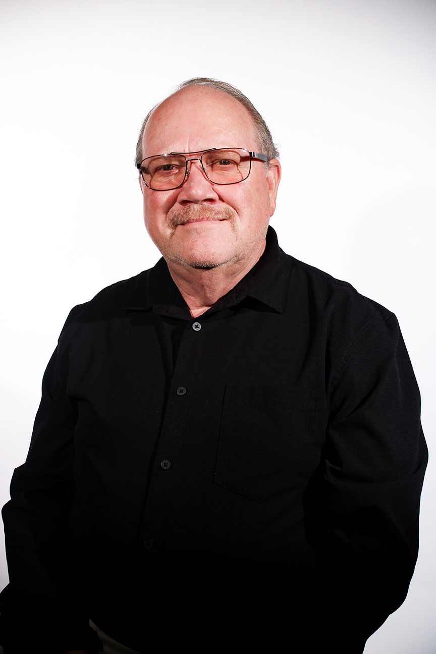 Headshot of Dr. Carl Blue